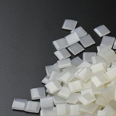 satın al Mürekkep Kaplı Kağıt Mükemmel Bağlayıcı Tutkal Peletleri EVA Sıcak Tutkal Beyaz Sarı online manufacture